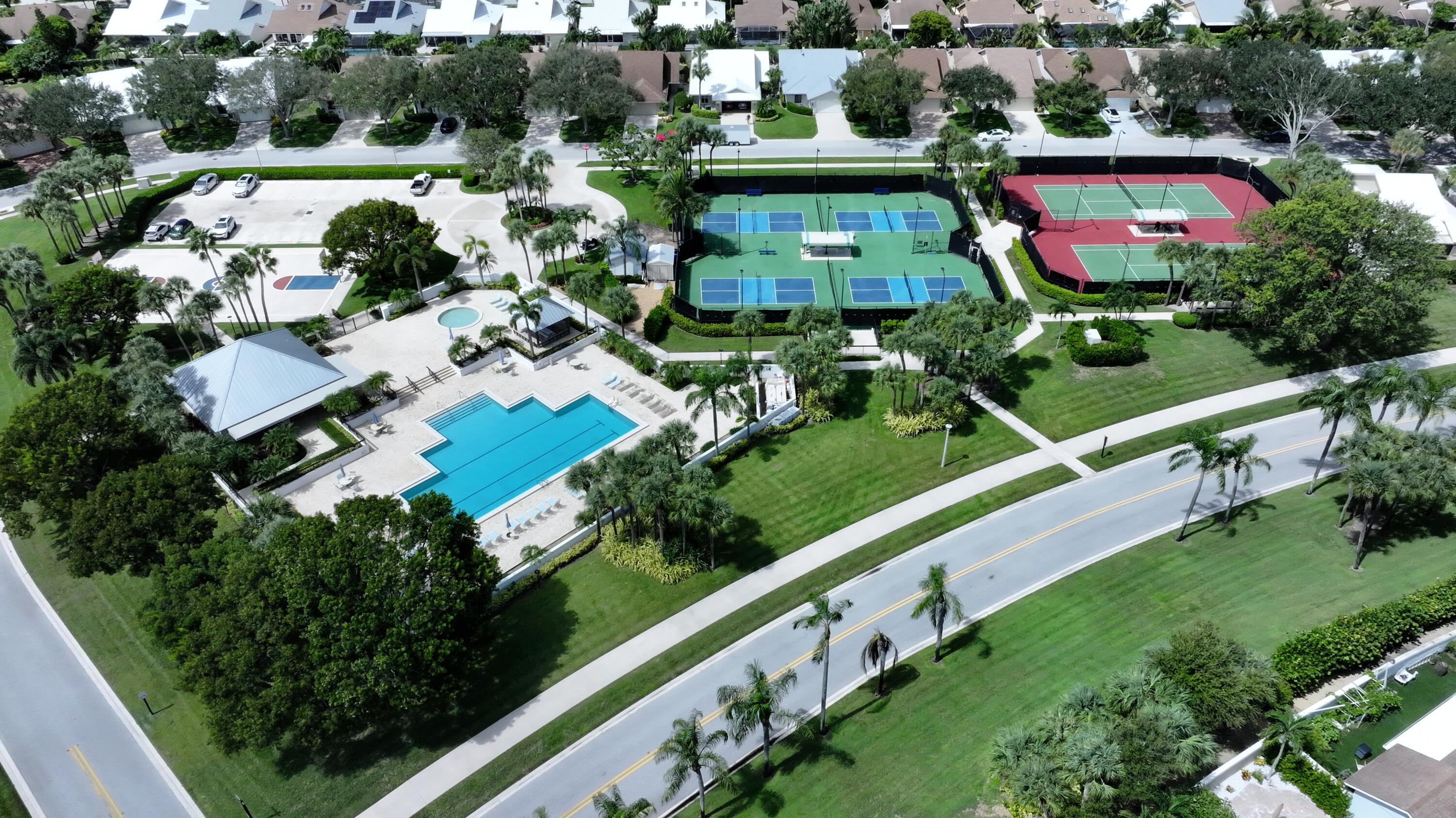 304 Ridge Road Jupiter, FL 33477 - Photo 44 of 48 DJI_20250924121511_0163_D