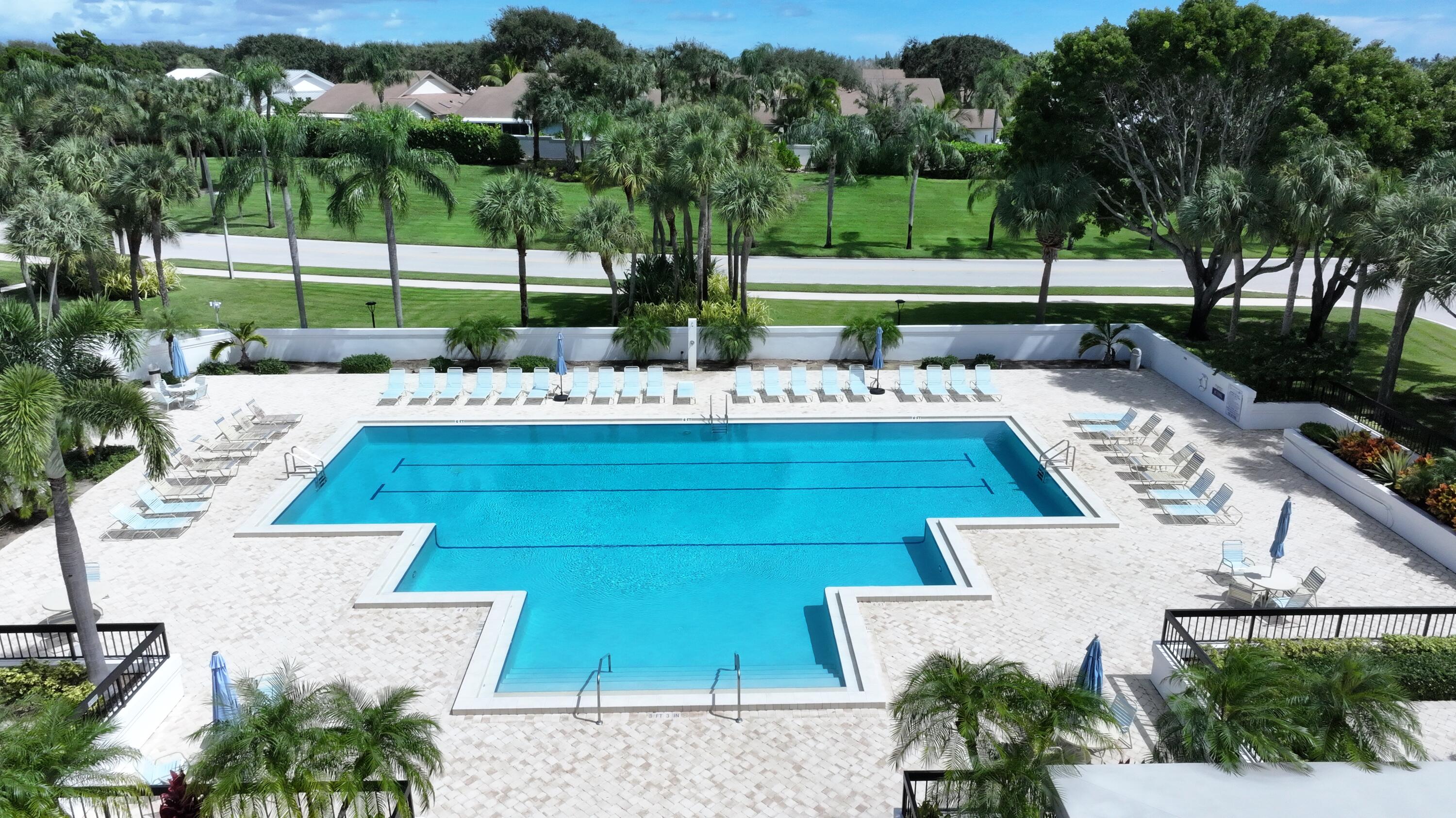 304 Ridge Road Jupiter, FL 33477 - Photo 45 of 48 DJI_20250924122110_0172_D