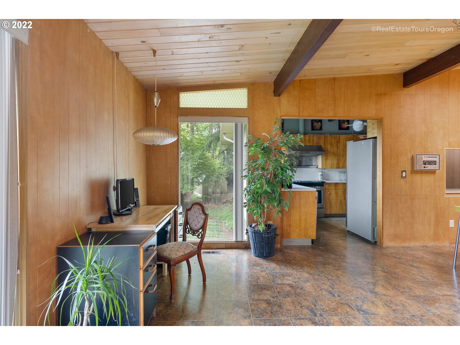 1702 Southwest Sunset Boulevard Portland, OR 97239 - Photo 12 of 23 Gallery Image 12