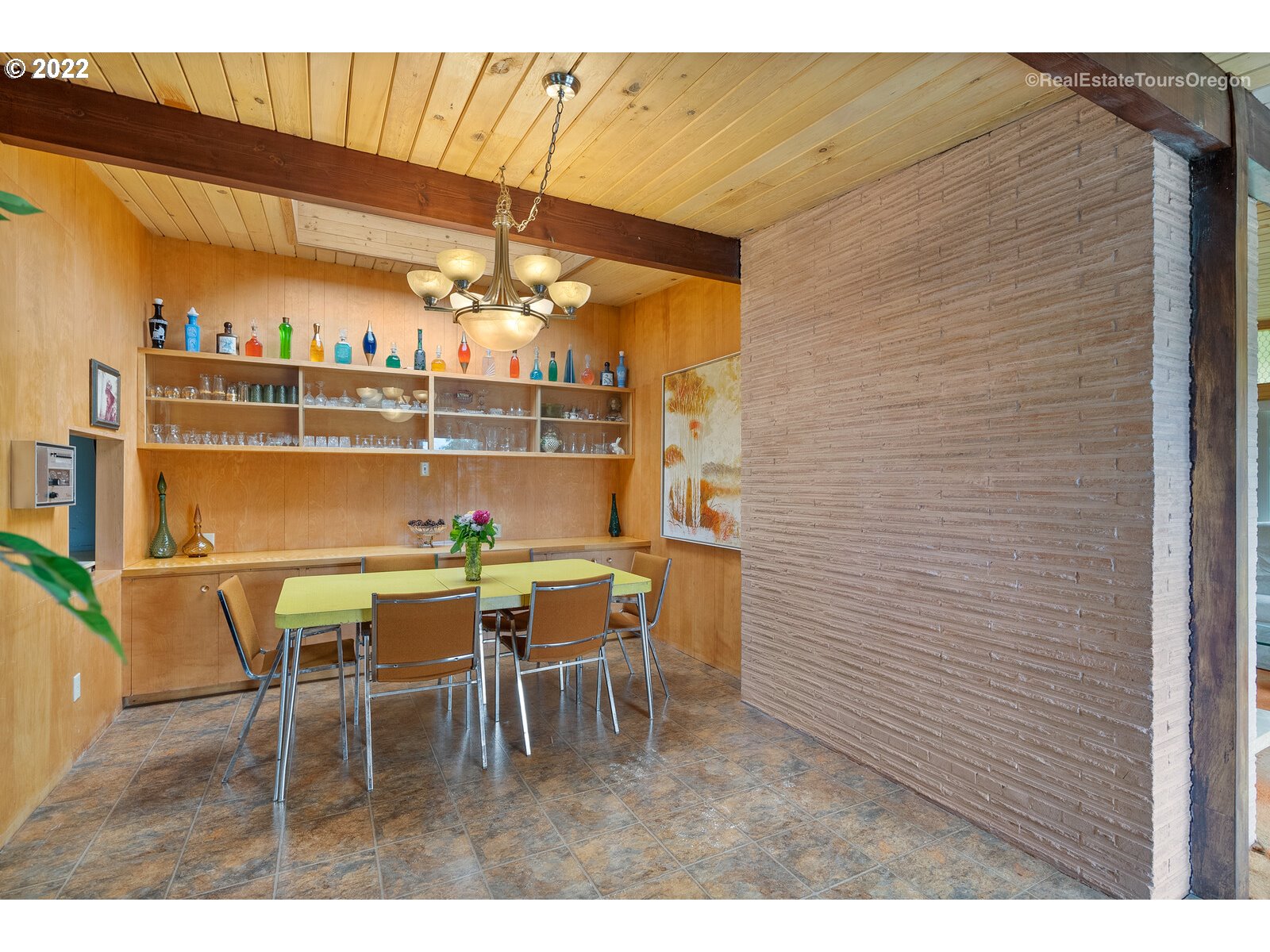 1702 Southwest Sunset Boulevard Portland, OR 97239 - Photo 14 of 23 Gallery Image 14