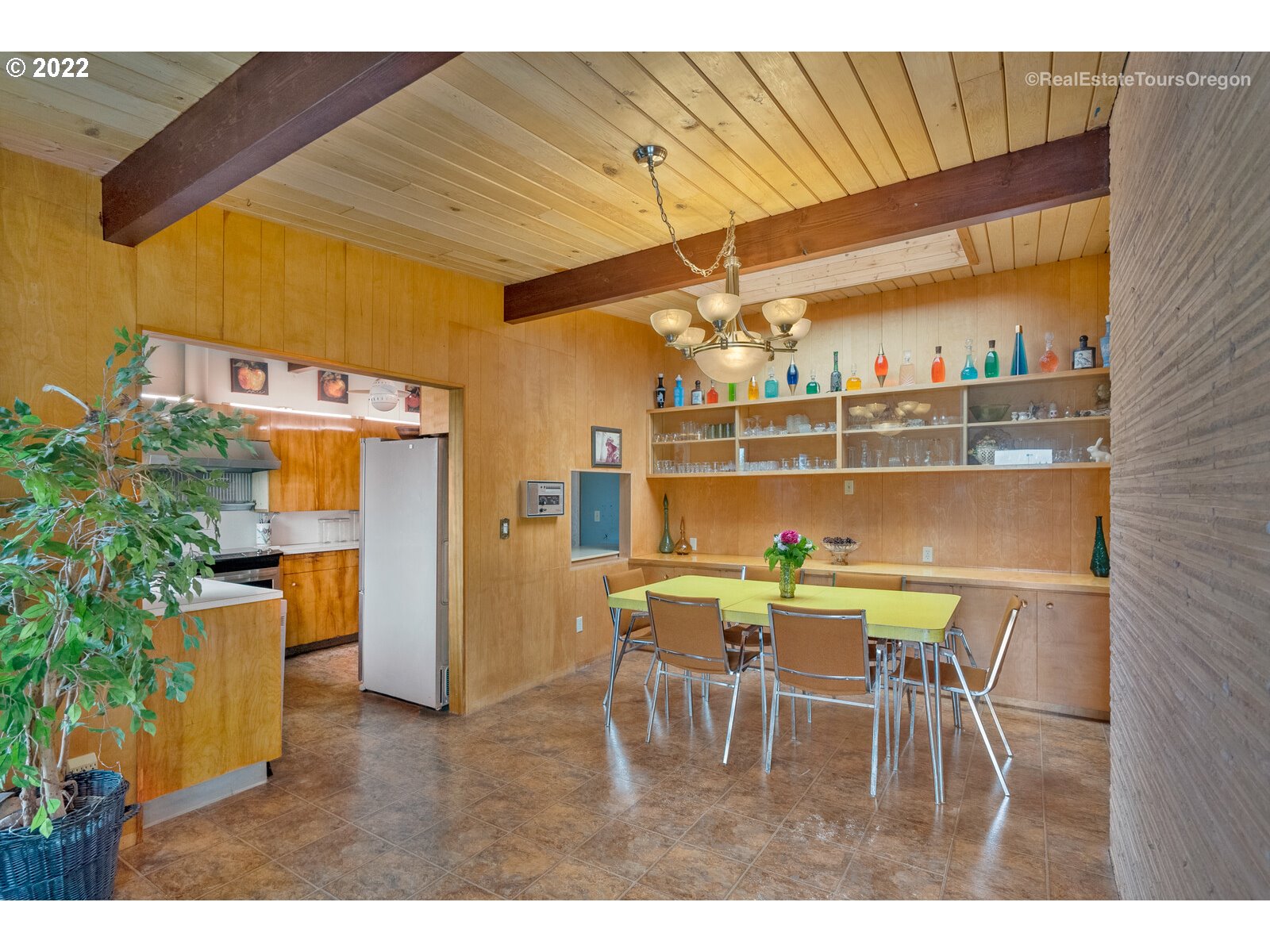 1702 Southwest Sunset Boulevard Portland, OR 97239 - Photo 16 of 23 Gallery Image 16