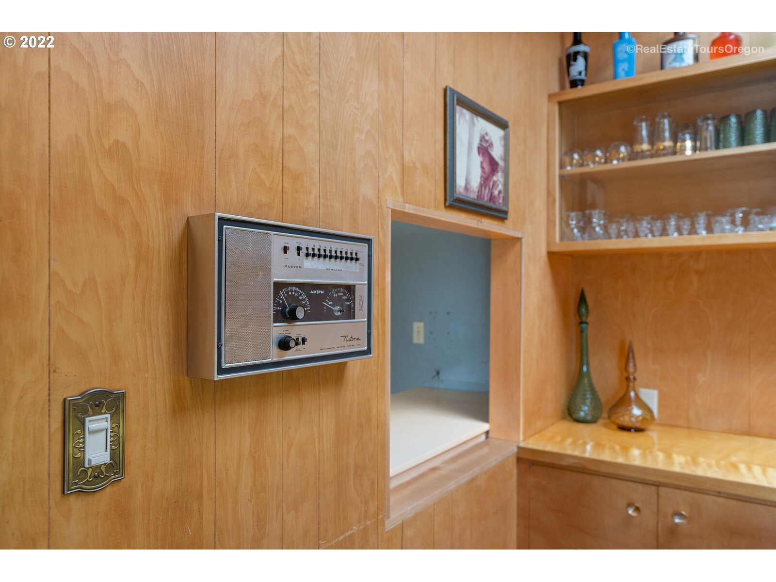 1702 Southwest Sunset Boulevard Portland, OR 97239 - Photo 18 of 23 Gallery Image 18