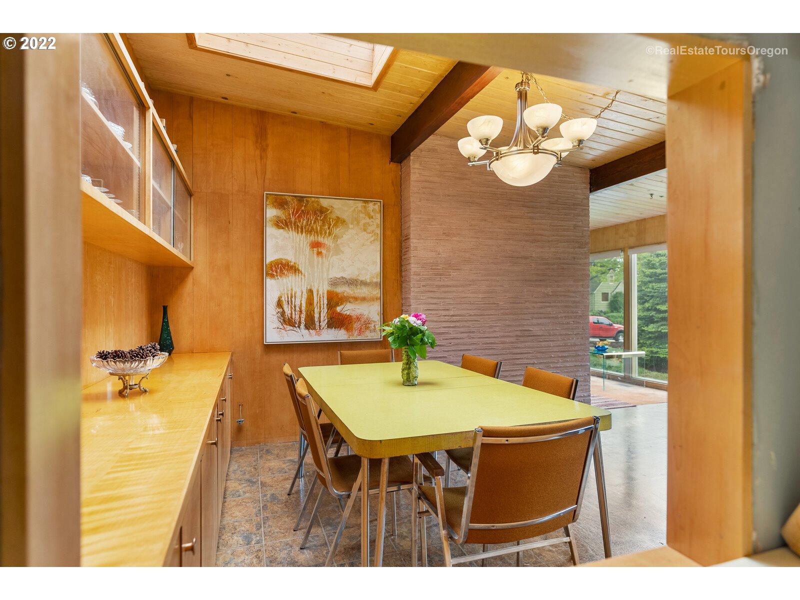 1702 Southwest Sunset Boulevard Portland, OR 97239 - Photo 20 of 23 Gallery Image 20