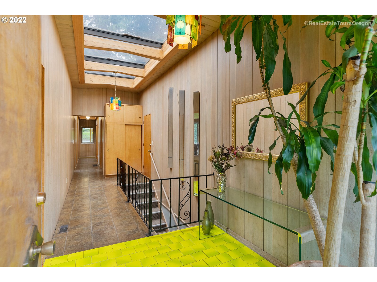 1702 Southwest Sunset Boulevard Portland, OR 97239 - Photo 4 of 23 Gallery Image 4