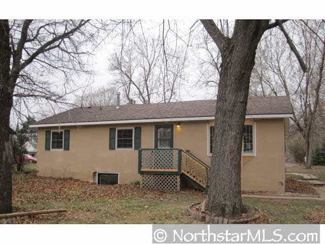 421 Paddington Road Willernie, MN 55090 - Photo 2 of 10 Gallery Image 2
