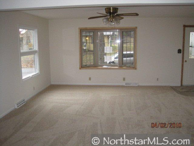 421 Paddington Road Willernie, MN 55090 - Photo 3 of 10 Gallery Image 3