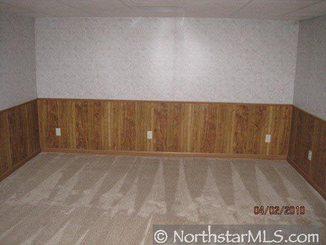 421 Paddington Road Willernie, MN 55090 - Photo 9 of 10 Gallery Image 9