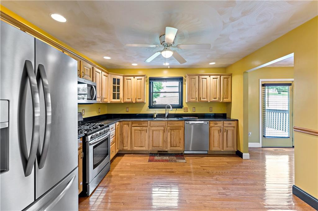 103 Long Ridge Lane Uniontown, PA 15401 - Photo 6 of 34