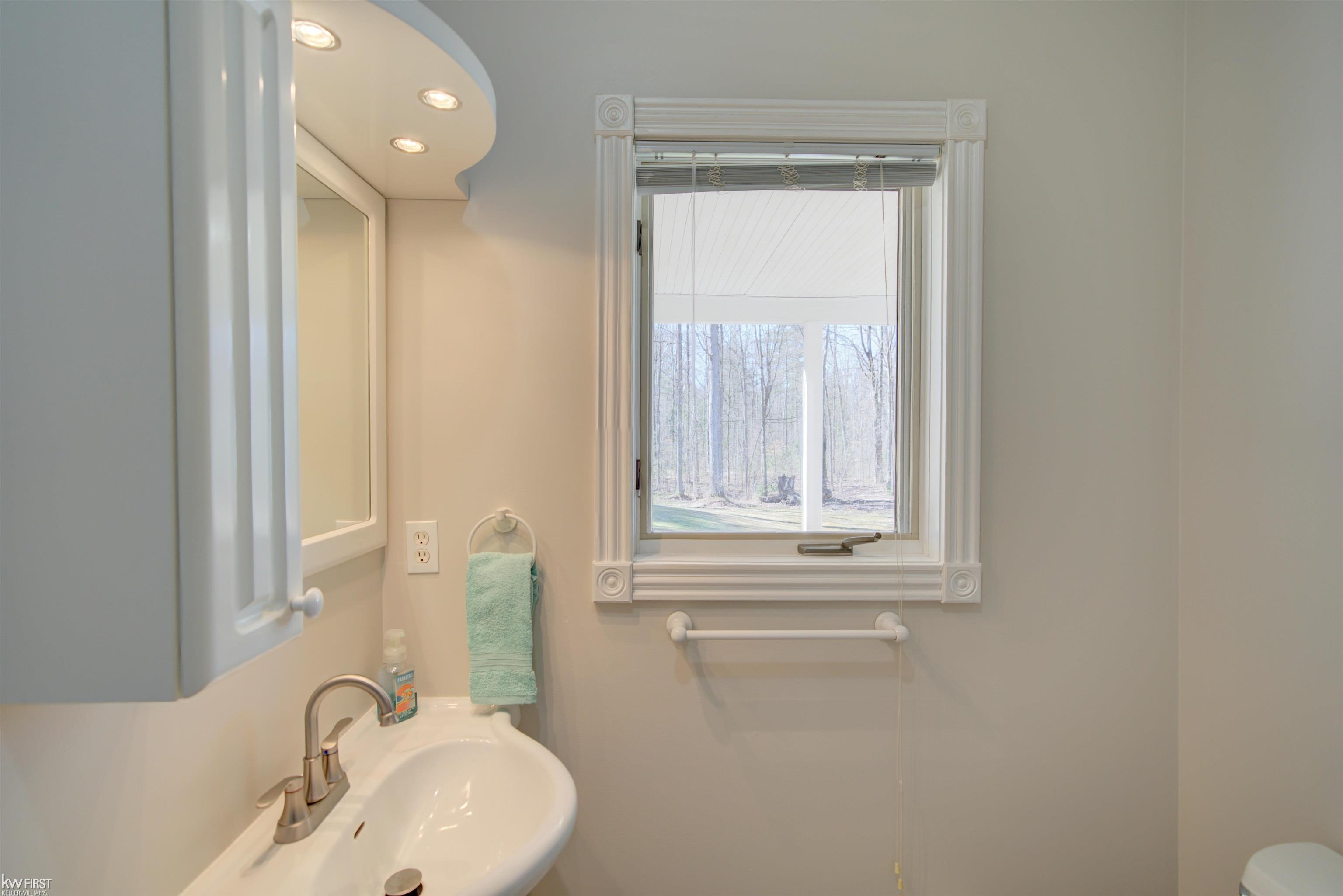 1033 West Levely Road Beaverton, MI 48612 - Photo 30 of 85 50138120-9256e828-ff92-4b57-ba86-50265ab65b74.JPG