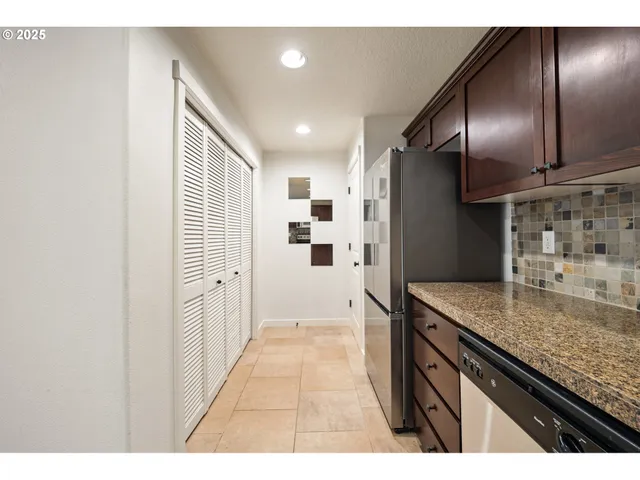 $280,000 | 622 Northeast Garswood Lane, Hillsboro, OR 97006