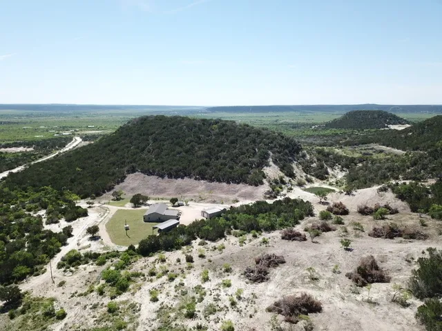 $550,000 | 1167 Kc 311, Junction, TX 76849