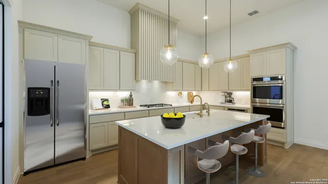 $1,123,000 | 1126 Vintage Way, New Braunfels, TX 78132