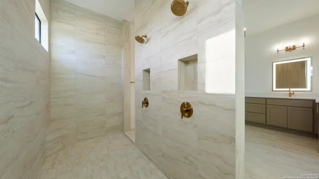 $1,123,000 | 1126 Vintage Way, New Braunfels, TX 78132