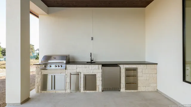 $1,123,000 | 1126 Vintage Way, New Braunfels, TX 78132