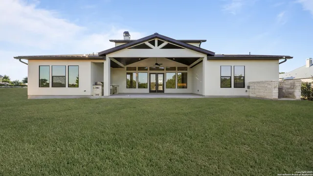 $1,123,000 | 1126 Vintage Way, New Braunfels, TX 78132