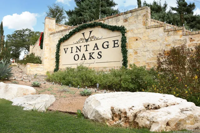 $1,123,000 | 1126 Vintage Way, New Braunfels, TX 78132