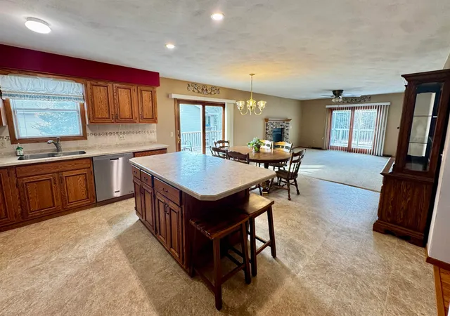 $419,000 | 4029 Bordeaux Drive, Janesville, WI 53546