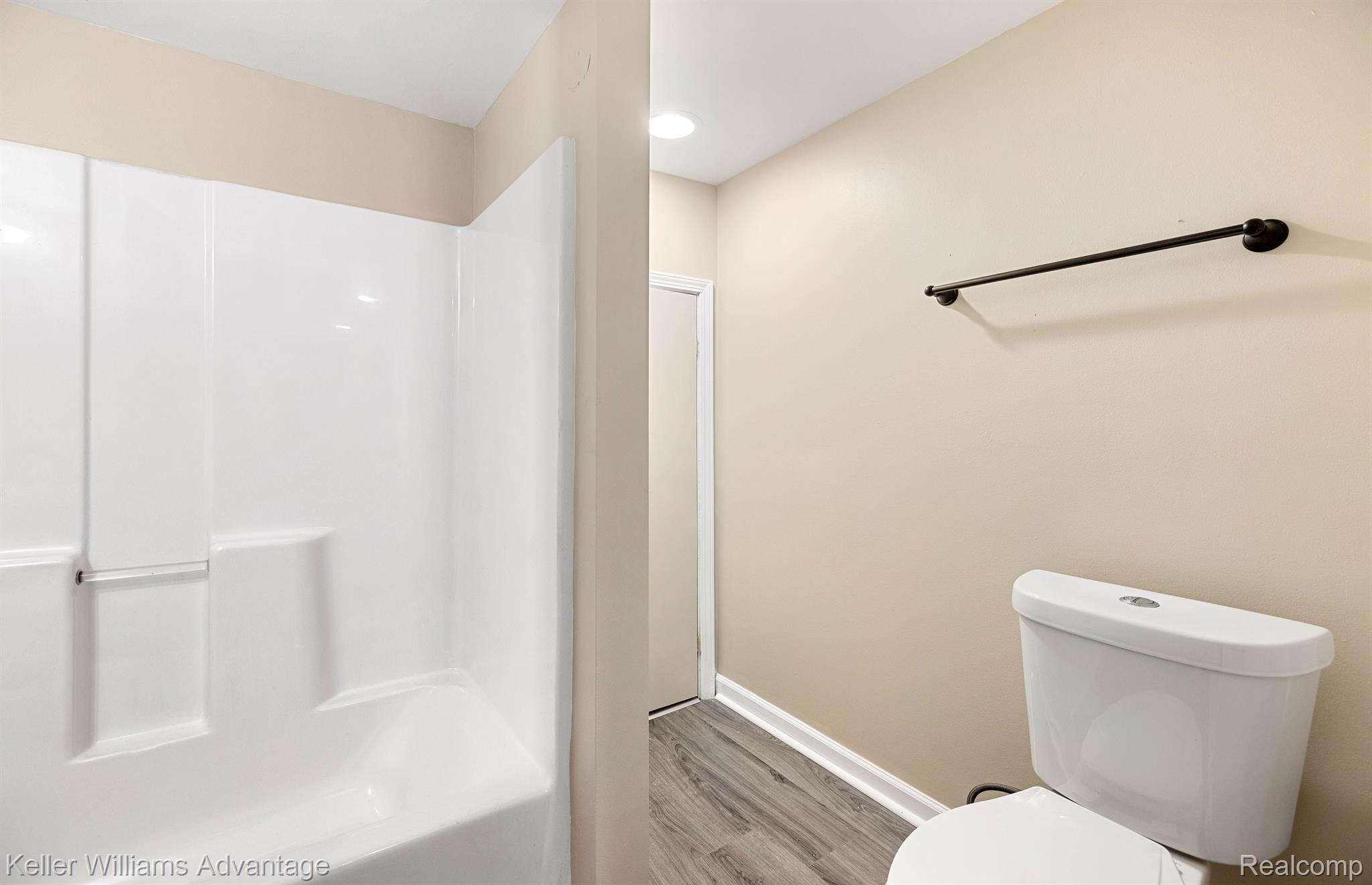 503 South Walnut Street Howell, MI 48843 - Photo 11 of 28 Gallery Image 11