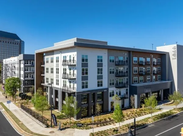 $1,690 | 2945 Cumberland Mall, Unit T4042, Atlanta, GA 30339