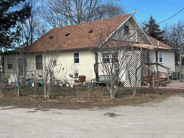 $195,000 | 1830 Ness Road, Parsons, KS 67357