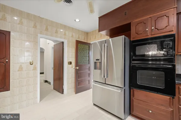 $6,950 | 3007 Oliver Street Northwest, Washington, DC 20015