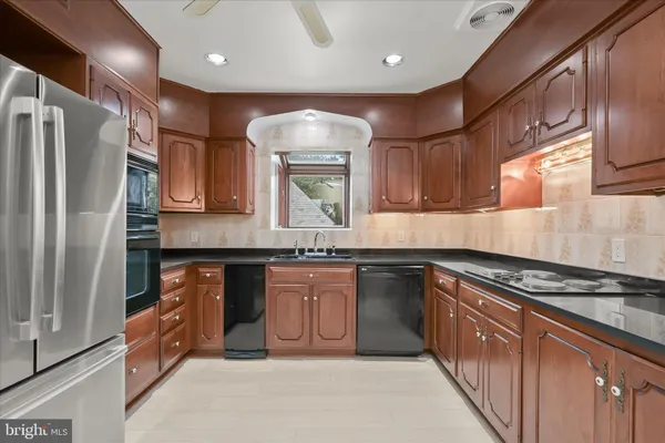 $6,950 | 3007 Oliver Street Northwest, Washington, DC 20015