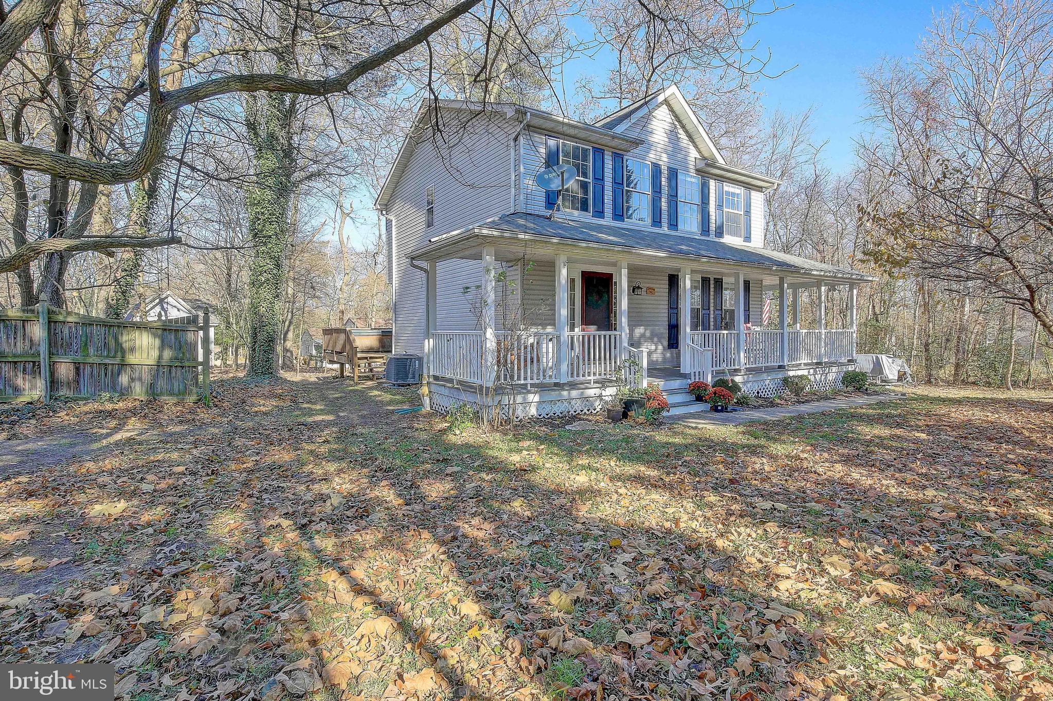 342 Metropolitan Boulevard Pasadena, MD 21122 - Photo 4 of 47 a front view of house with yard