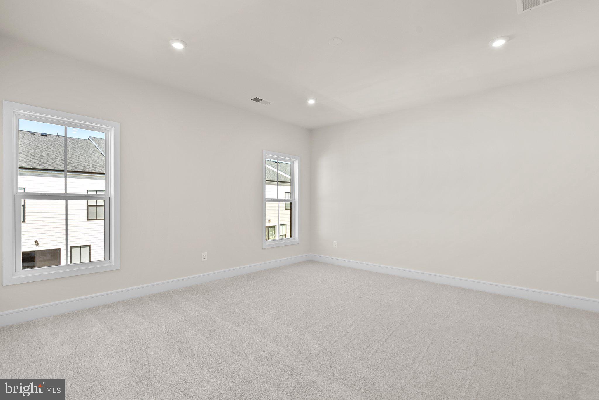 43595 Farringdon Square Ashburn, VA 20148 - Photo 23 of 46