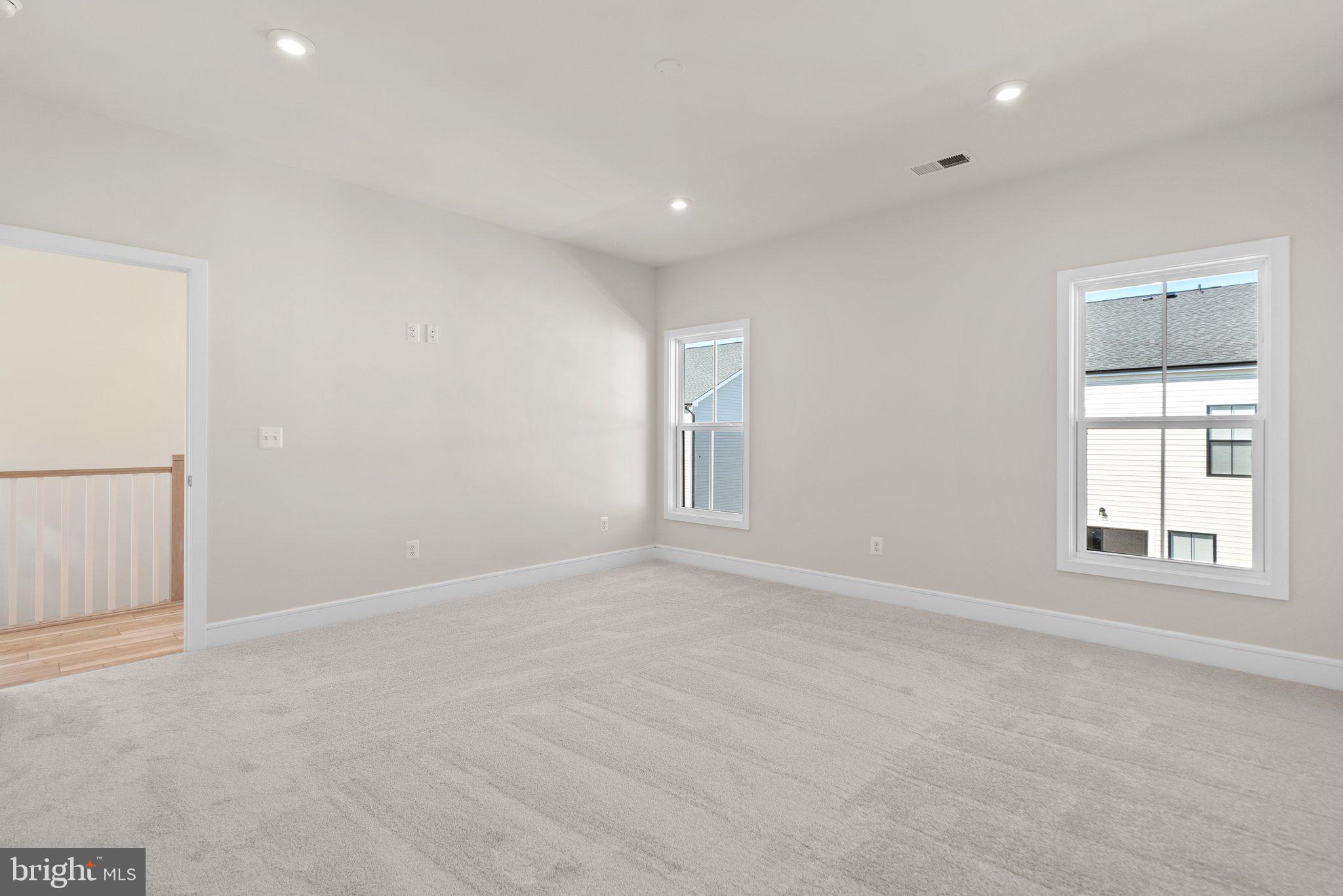 43595 Farringdon Square Ashburn, VA 20148 - Photo 25 of 46