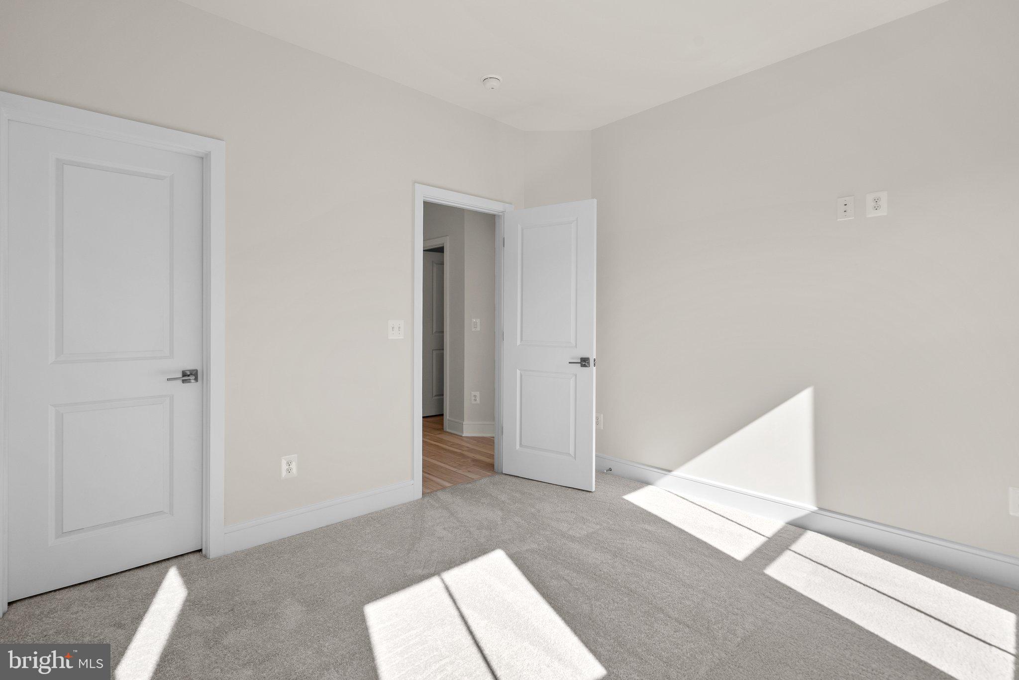 43595 Farringdon Square Ashburn, VA 20148 - Photo 33 of 46