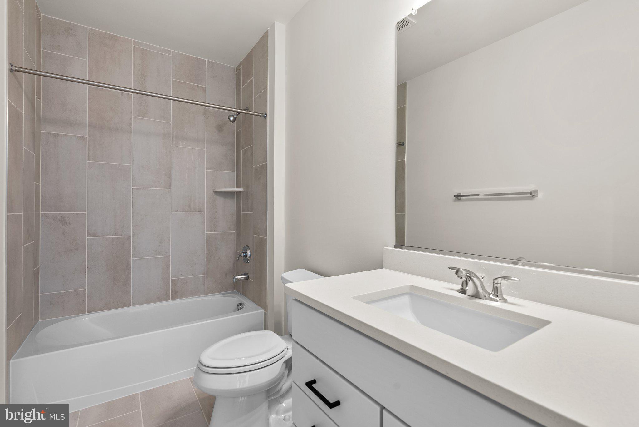 43595 Farringdon Square Ashburn, VA 20148 - Photo 36 of 46