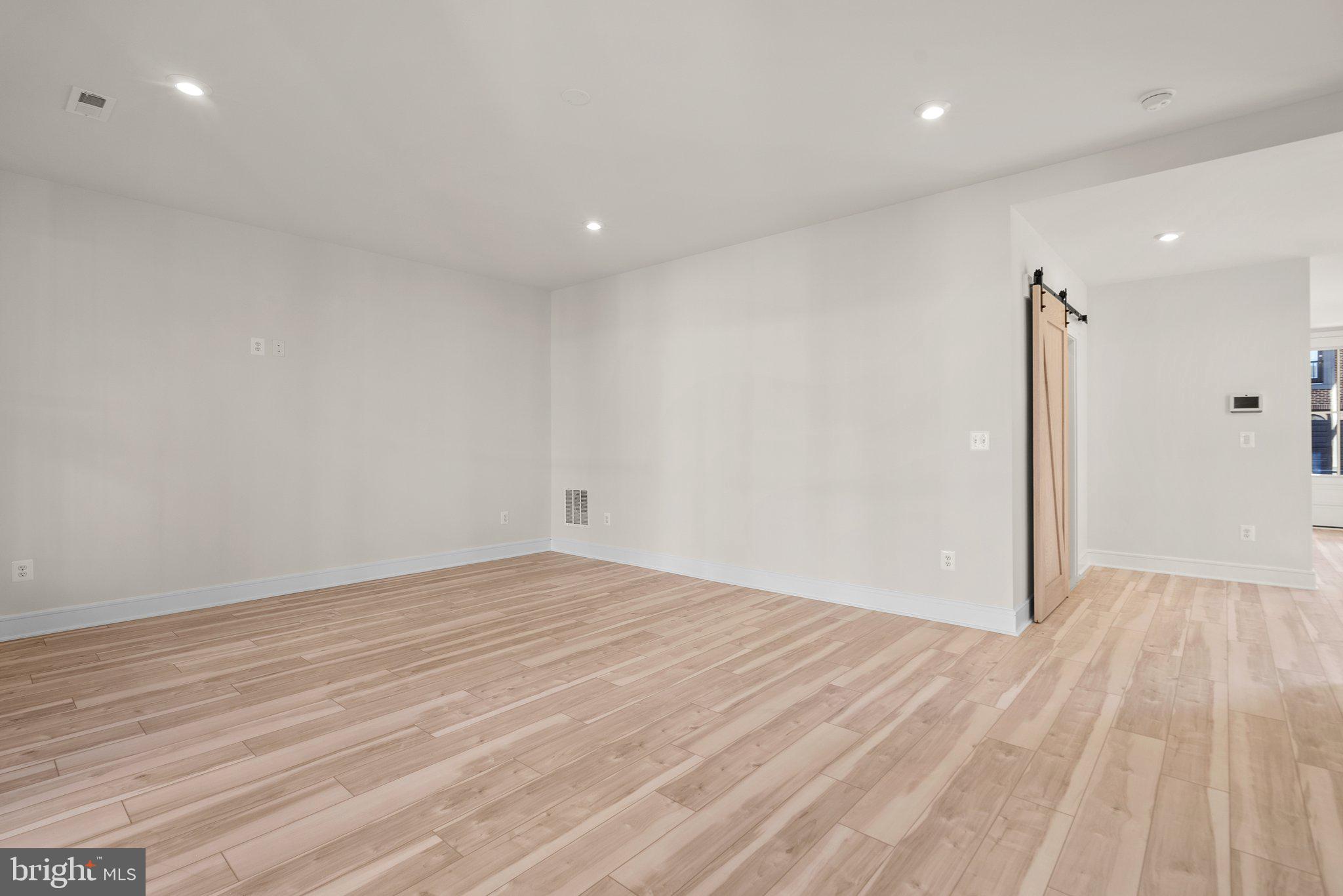 43595 Farringdon Square Ashburn, VA 20148 - Photo 40 of 46