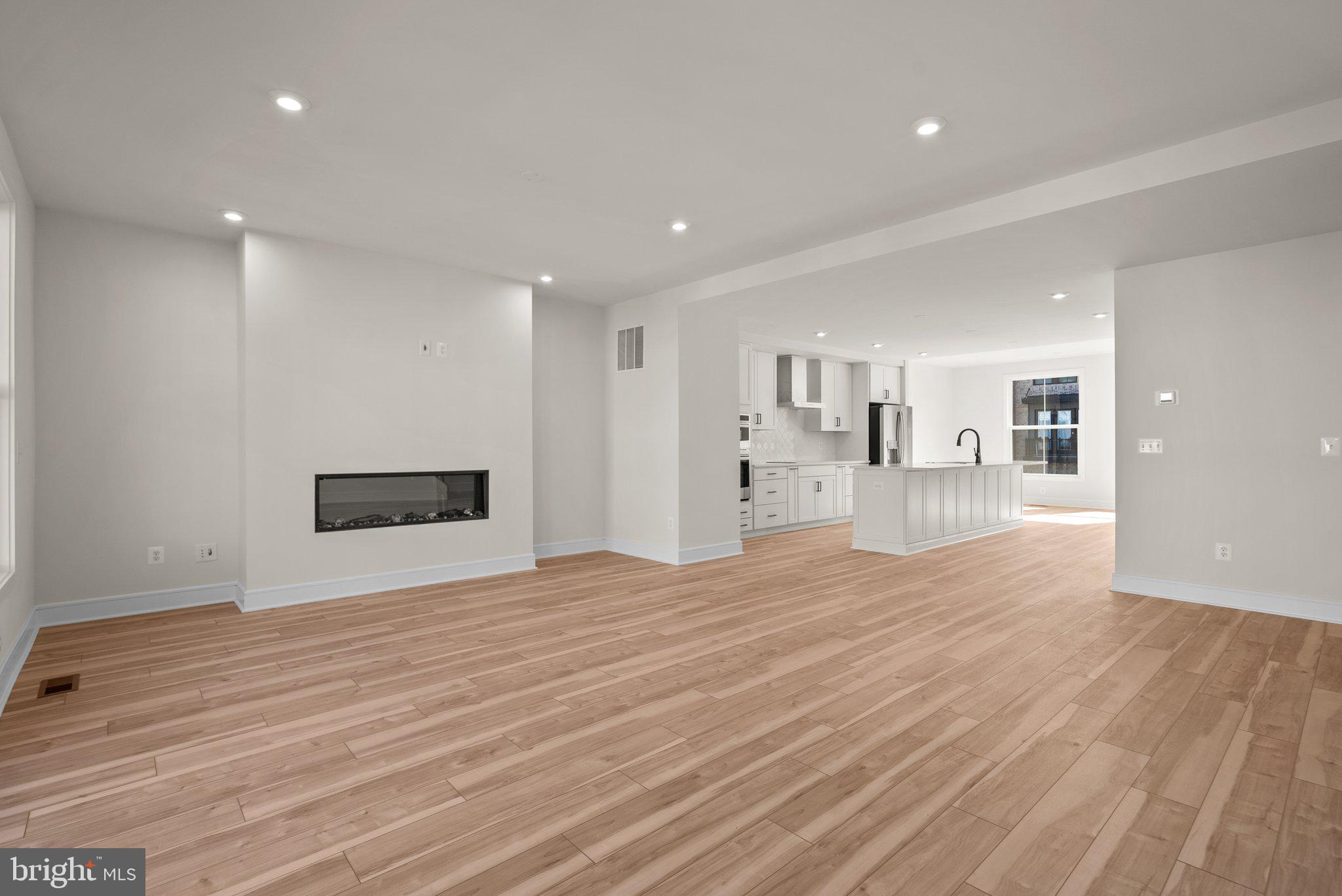 43595 Farringdon Square Ashburn, VA 20148 - Photo 5 of 46