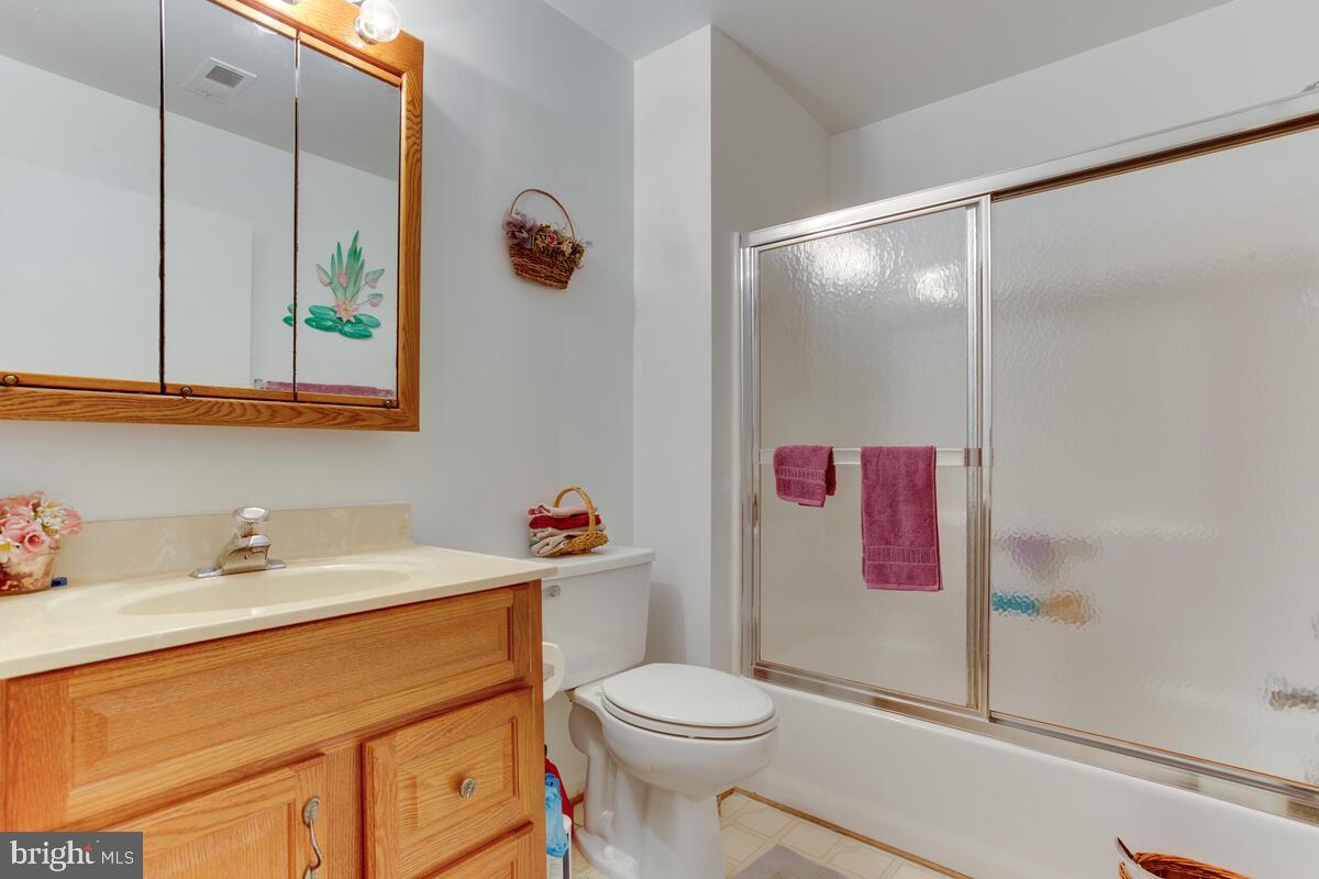 9276 Cherry Lane, Unit 87 Laurel, MD 20708 - Photo 13 of 19 Bath#2