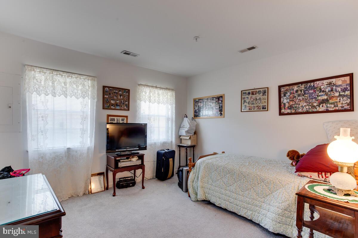 9276 Cherry Lane, Unit 87 Laurel, MD 20708 - Photo 10 of 19 Bedroom #1