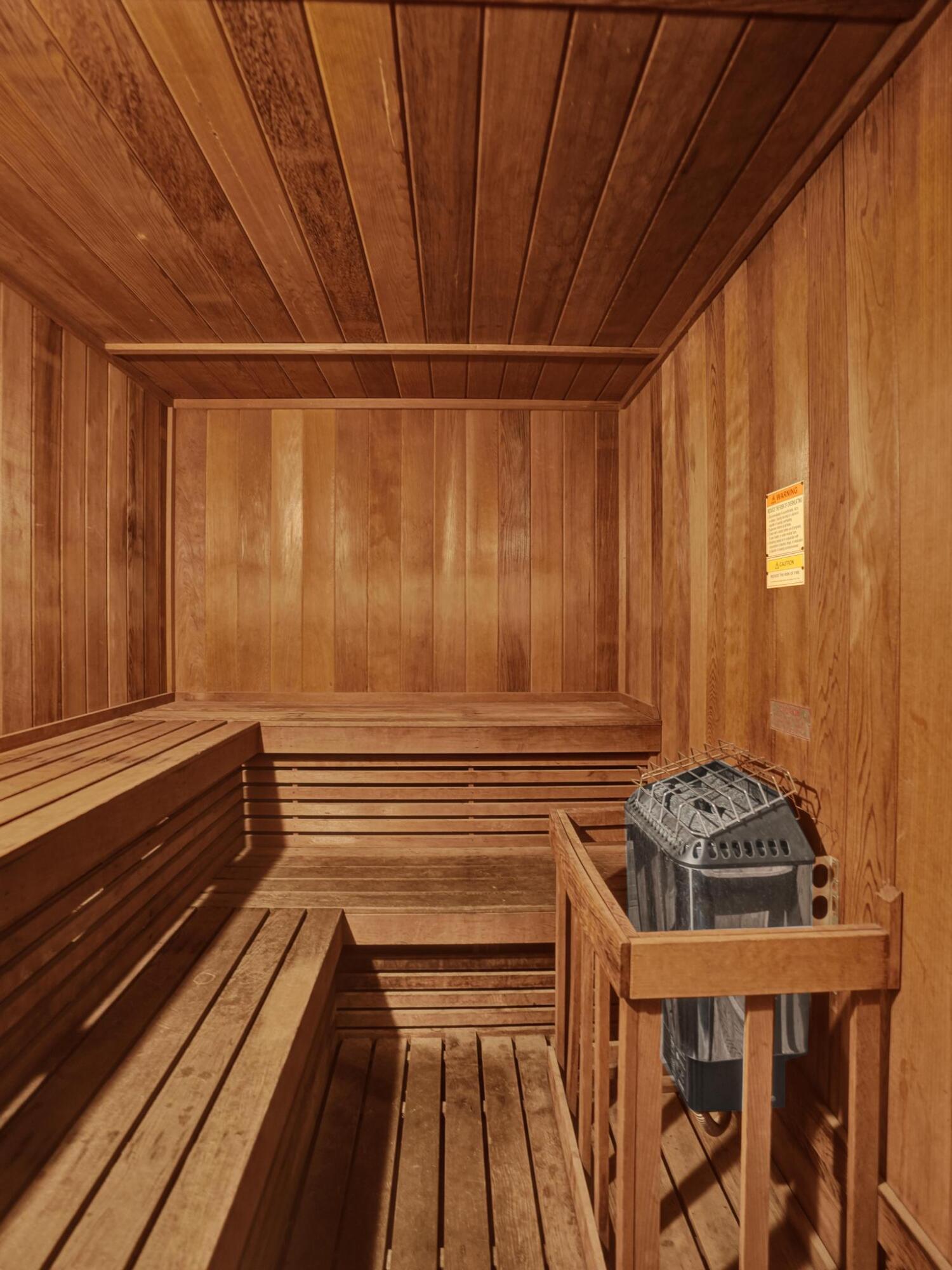17288 Hampton Boulevard Boca Raton, FL 33496 - Photo 32 of 36 Sauna Treatment