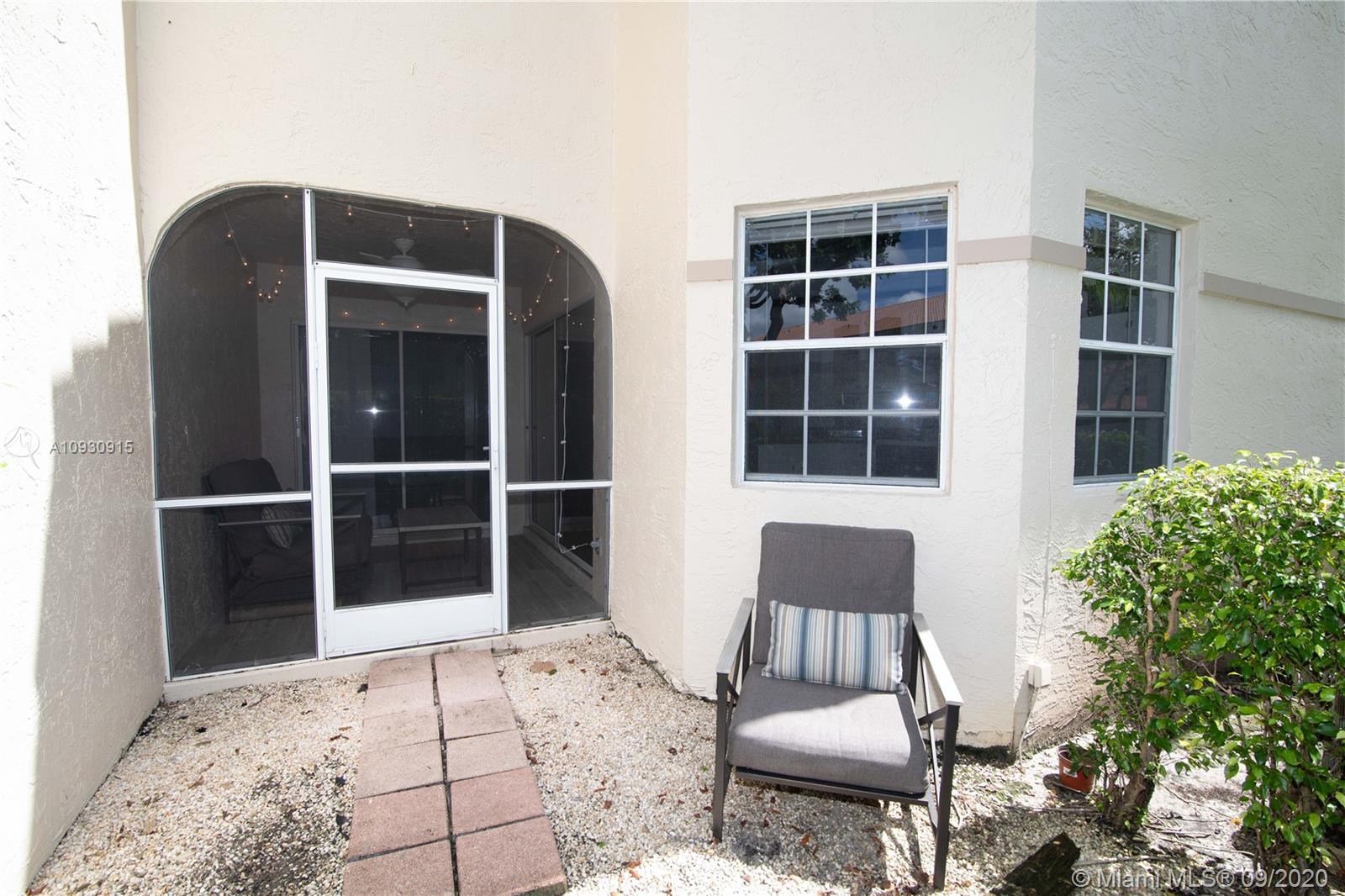 6607 Via Regina Boca Raton, FL 33433 - Photo 31 of 40 a living room with furniture