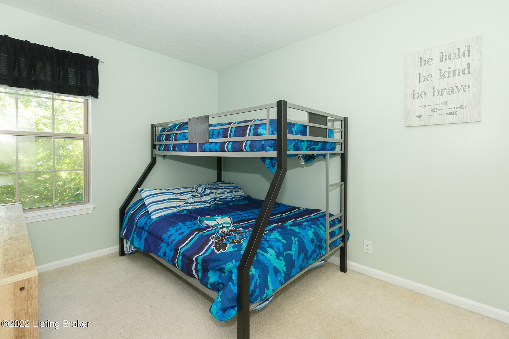 9403 Gutenberg Road Louisville, KY 40291 - Photo 29 of 35 9403 Gutenberg-24