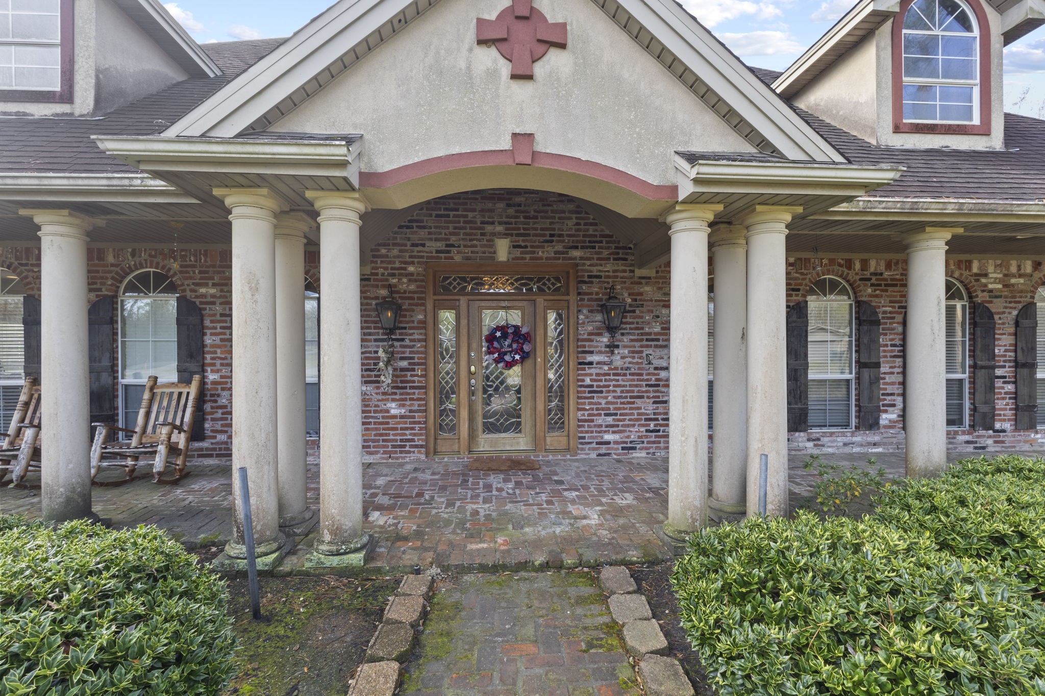 4515 Ridgewood Avenue Beaumont, TX 77708 - Photo 3 of 29 a front view of a house