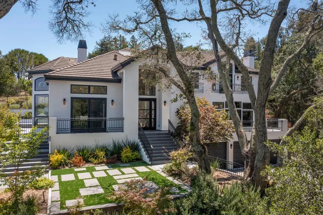 $8,800,000 | 333 Raymundo Drive, Woodside, CA 94062