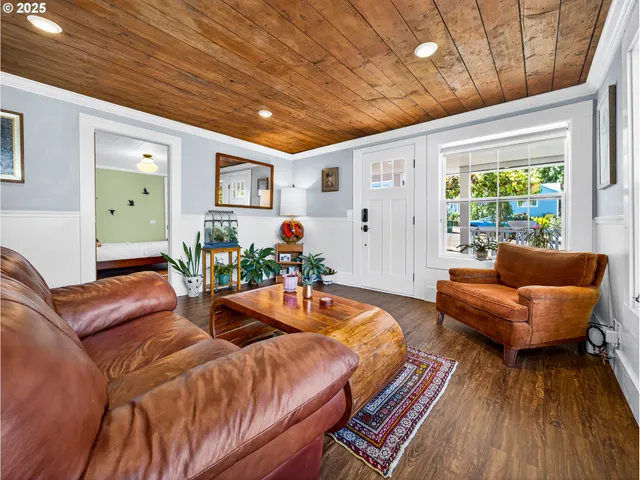 $494,000 | 11332 Southeast 31st Avenue, Milwaukie, OR 97222