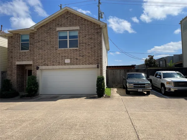 $2,150 | 3704 Main Aspen Drive, Houston, TX 77025