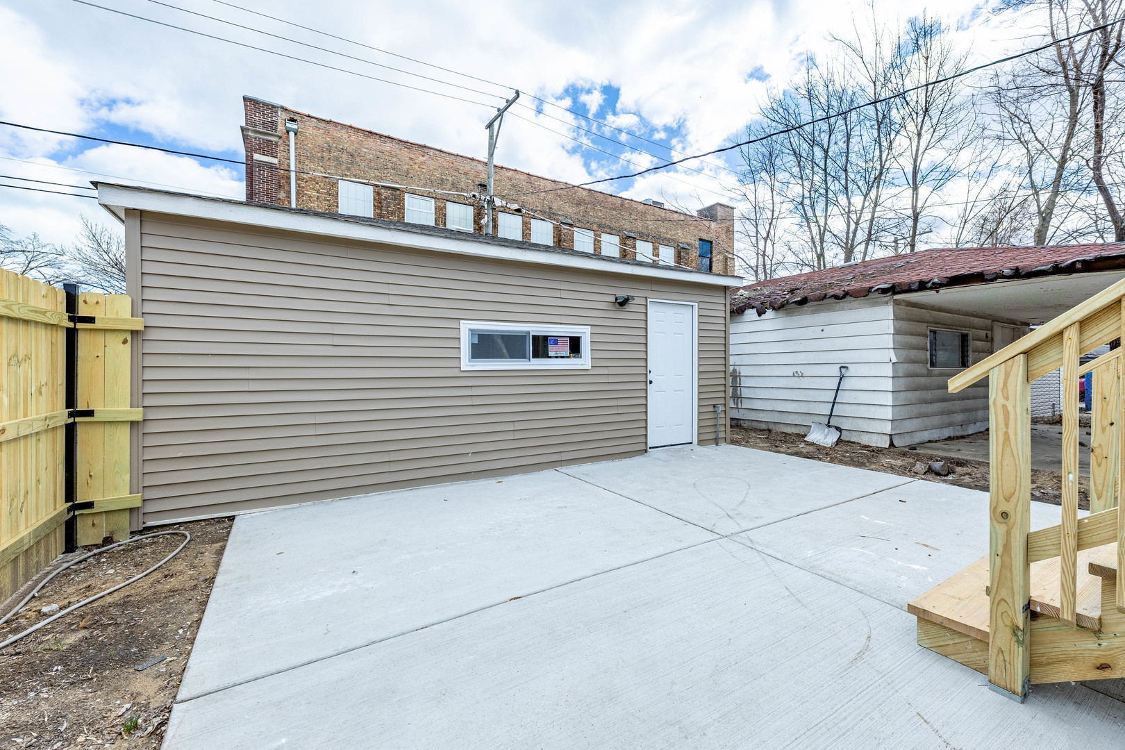 7601 South Rhodes Avenue Chicago, IL 60619 - Photo 30 of 32 Gallery Image 30