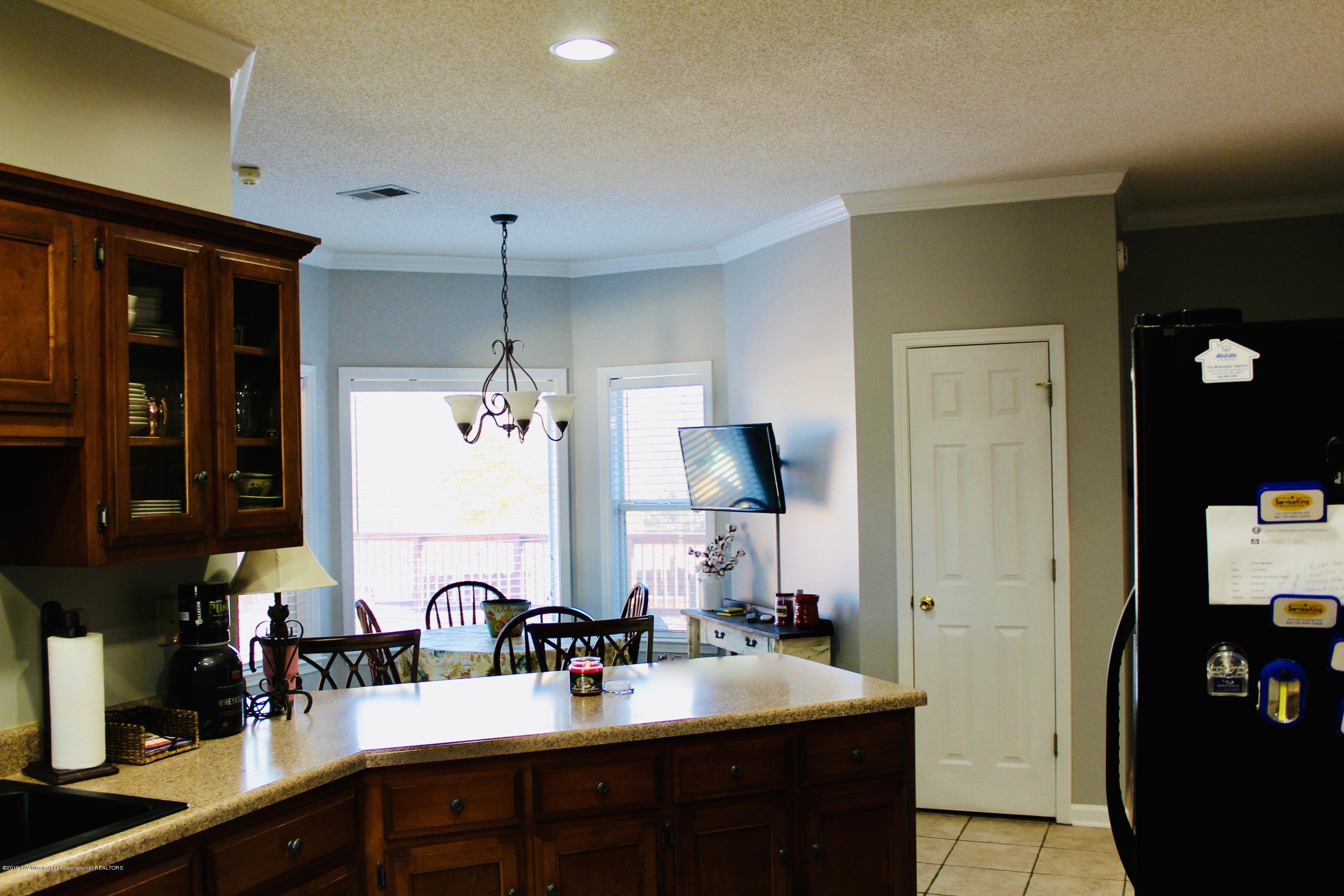 1912 Tulane Road Hernando, MS 38632 - Photo 7 of 31 Eat-In Kitchen