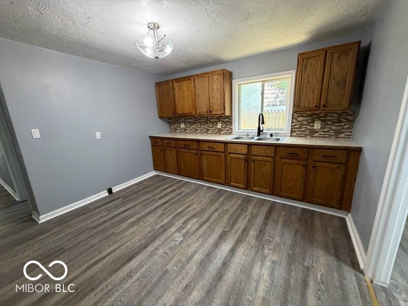 2703 Spring Street New Castle, IN 47362 - Photo 5 of 12