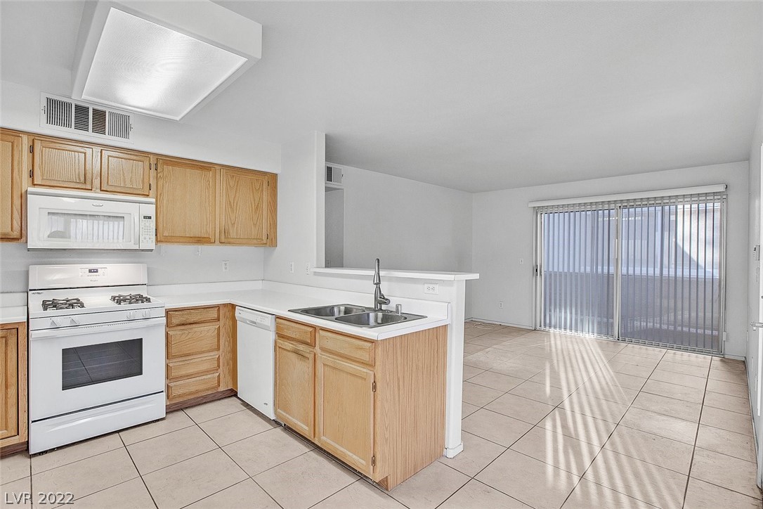 3425 East Russell Road, Unit 162 Las Vegas, NV 89120 - Photo 12 of 26 Gallery Image 12