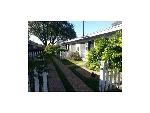 $1,375 | 602 West 51st Street, Unit 101, Austin, TX 78751