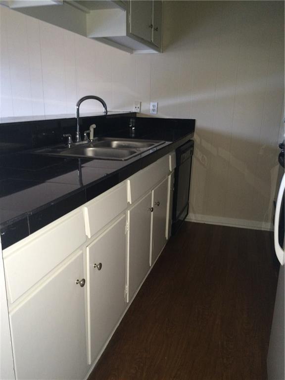 602 West 51st Street, Unit 101 Austin, TX 78751 - Photo 5 of 16 a close view of sink and tap