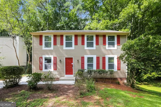 $2,115 | 694 Stoneside Drive, Stone Mountain, GA 30083