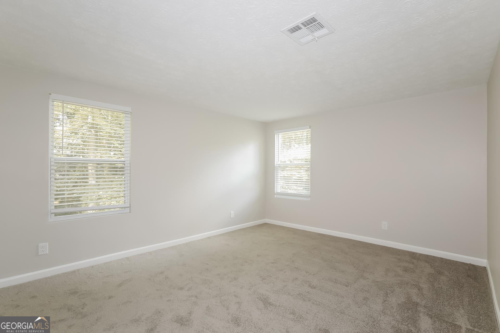 694 Stoneside Drive Stone Mountain, GA 30083 - Photo 15 of 18